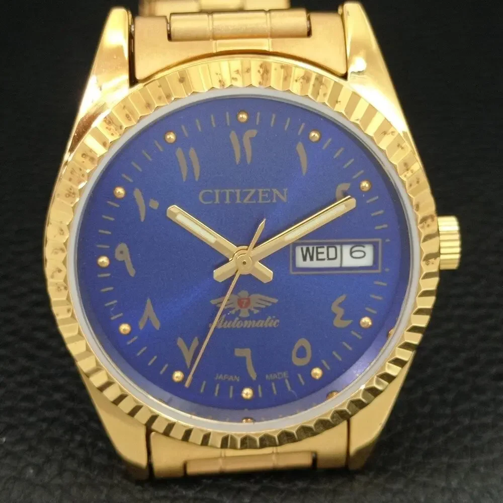 Vintage 1989 Citizen Automatic Mens Gold Watch W/daydate & Gold Accents